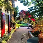 Hébergement de vacances Le Parasol Rouge *